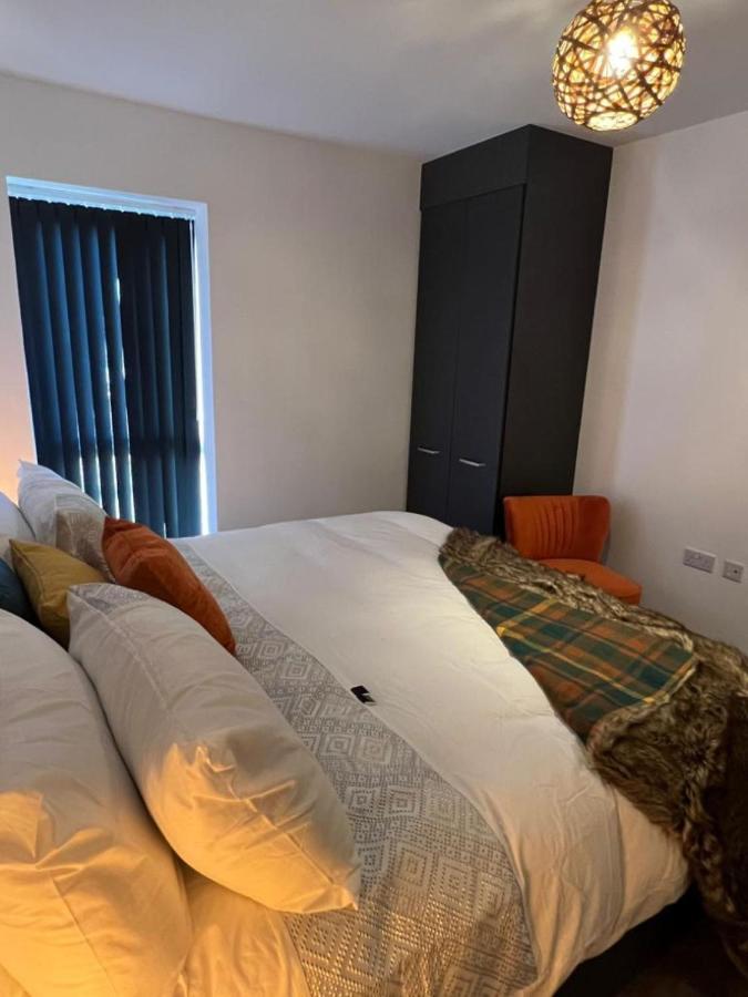 Lakeside 2 Bed Luxury Apartment No Parties No Events Early Check-In Late Check- Out Allowed 西瑟罗克 外观 照片